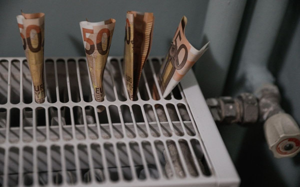 Τελειώνει η προθεσμία για τις αιτήσεις επιδόματος θέρμανσης με ηλεκτρικό ρεύμα (βίντεο)