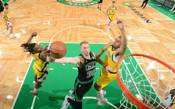 NBA: Οι Σέλτικς πέτυχαν τη δεύτερη καλύτερη επίδοση στην ιστορία τους (βίντεο)