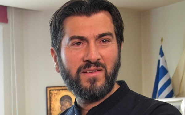 Θρίλερ η υπόθεση της «Κιβωτού» του Κόσμου: «Είπα ψέματα για τον π. Αντώνιο, ποτέ δε με πείραξε» λέει τώρα ο καταγγέλλων