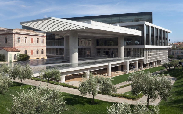 Μουσείο Ακρόπολης σε Σούνακ: «Πολιτισμός είναι και οι συμπεριφορές όχι μόνο τα έργα Τέχνης»