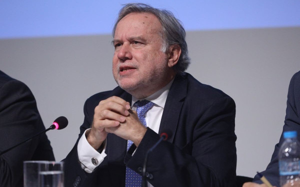 ΕΣΕΕ: Ούτε ο νόμος Κατρούγκαλου δεν το έκανε αυτό που γίνεται με τη νέα φορολόγηση για τους ελεύθερους επαγγελματίες