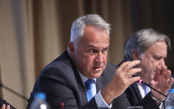 Αποχή επιλέγει ο Βορίδης στο νομοσχέδιο για τα ομόφυλα ζευγάρια