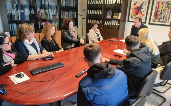 Χαλκιδική: Συνάντηση αντιπροσωπείας σχολείων με Κόπτση - Δέσμευση για άμεσες ενέργειες στη στήριξη της εκπαίδευσης