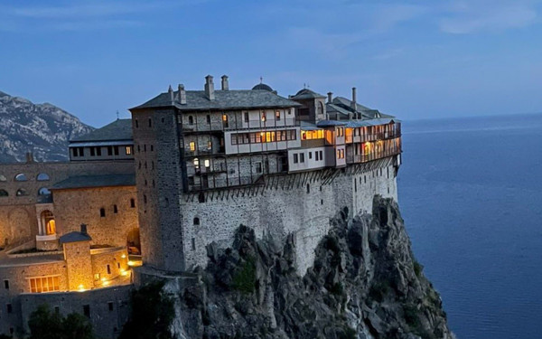 Άγιο Όρος: Αλλάζει η πρόσβαση για τους προσκυνητές από το 2025