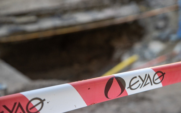 Θεσσαλονίκη: Χωρίς νερό το κέντρο - Σε εξέλιξη πολύωρη επιχείρηση αποκατάστασης της βλάβης