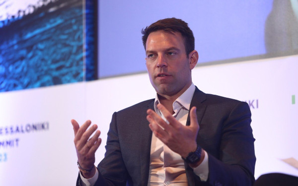 Στ. Κασσελάκης: «Κανείς δεν έχει δικαίωμα να παίζει με την υπομονή και τον κόσμο του ΣΥΡΙΖΑ» (βίντεο & φωτ.)