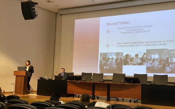 Ψηφιακός κόμβος καριέρας για την εύρεση εργασίας από την ΠΚΜ