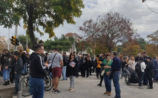 Θεσσαλονίκη: «Πάγωμα» του FlyOver και αναβάθμιση των αστικών συγκοινωνιών ζήτησαν κάτοικοι στην Τούμπα (βίντεο & φωτ.)