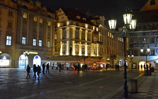 Τσεχία: Χιλιάδες Τσέχοι ζητούν να δοθούν στους δρόμους της Πράγας ονόματα ηρώων του  «Άρχοντα των Δαχτυλιδιών»