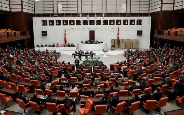 Τουρκία: Η αποβολή αξιωματικών από τον στρατό προκαλεί σύγκρουση κεμαλικών – κυβέρνησης