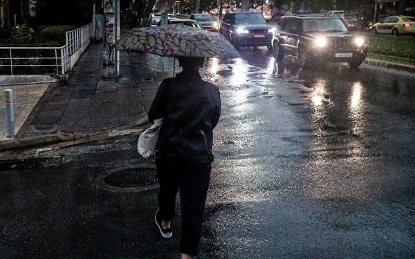 Χαλάει ο καιρός από το μεσημέρι με αισθητή πτώση της θερμοκρασίας