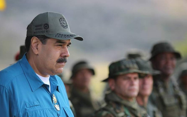 Βενεζουέλα: Ο Μαδούρο δηλώνει από τη φυλακή των ΗΠΑ ότι είναι καλά