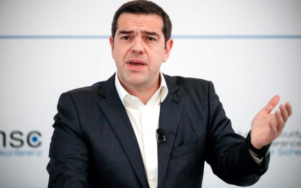 Τσίπρας σε νεαρό στο TikTok: «Ψήφισε και τον Αλή Μπαμπά, τουλάχιστον αυτός είχε μόνο 40 κλέφτες» (βίντεο)