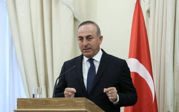 Ο Τσαβούσογλου καλεί τη Στοκχόλμη να ακυρώσει συγκέντρωση διαμαρτυρίας που περιλαμβάνει κάψιμο του Κορανίου