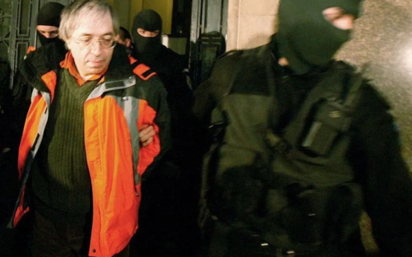 Συνελήφθη ο γκουρού του «κινήματος γιόγκα» της Γαλλίας που χειραγωγούσε γυναίκες για σεξουαλική εκμετάλλευση