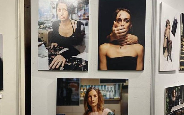 Βέροια: Γέμισε πολίτες η έκθεση «Σπάσε τη Σιωπή» (φωτ.)