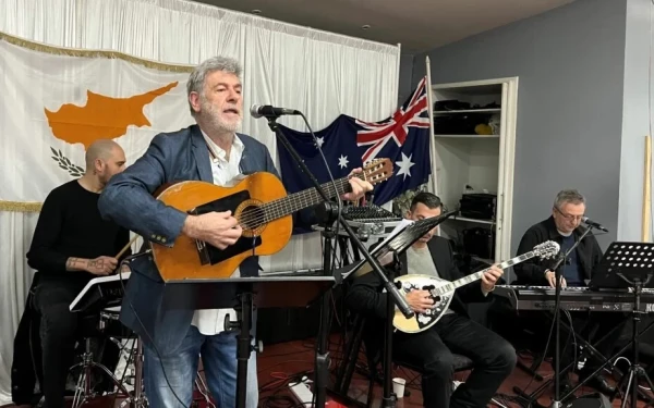 Αυστραλία: Πέθανε ο ομογενής μουσικοσυνθέτης Στέλιος Τσιόλας (φωτ.)