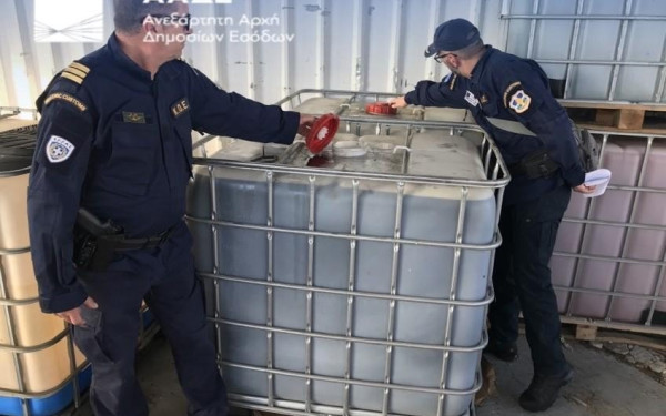 ΑΑΔΕ: Οριστικό λουκέτο σε πρατήριο καυσίμων - Είχε παράνομα πετρέλαιο ναυτιλίας (βίντεο, φωτ.)
