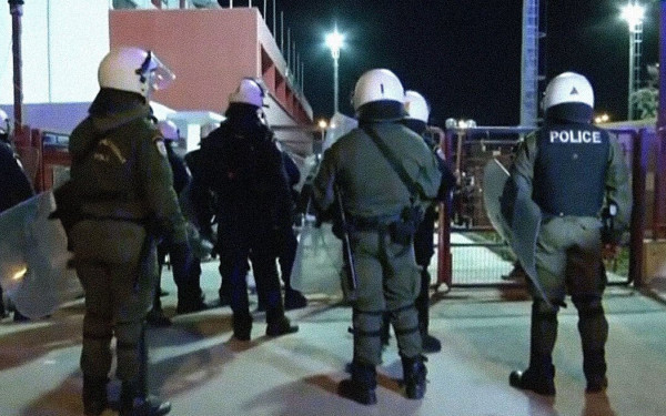 Επεισόδια στου Ρέντη: Στο στόχαστρο ο «καθοδηγητής» που έδωσε την εντολή για την επίθεση με φωτοβολίδα στον 18χρονο