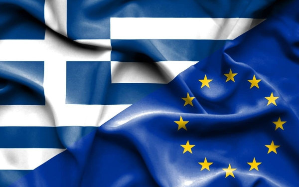 Ευρωβαρόμετρο: 7 στους 10 Έλληνες θεωρούν ότι μειώθηκε το βιοτικό τους επίπεδο