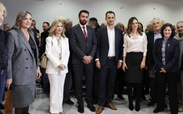 «Νέα Αριστερά» η ονομασία του κόμματος των 11 πρώην του ΣΥΡΙΖΑ - Βίντεο με τα αποκαλυπτήρια