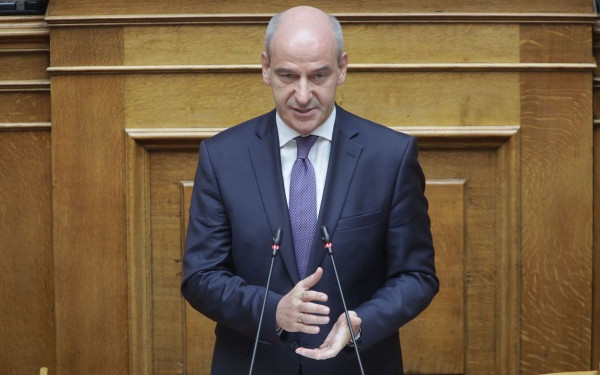 Μπαραλιάκος - ΝΔ: Η κοινωνία επιβραβεύει την προσπάθεια της κυβέρνησης της ΝΔ