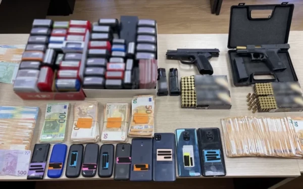 Εξαρθρώθηκε εγκληματική οργάνωση για φορολογικές απάτες: Πάνω από 15 εκατ. ευρώ η λεία της, 70 εκατ. φοροαποφυγή