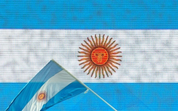 Αργεντινή: Οι διοργανωτές της πρώτης αντικυβερνητικής διαδήλωσης θα πληρώσουν το κόστος κινητοποίησης των δυνάμεων ασφαλείας