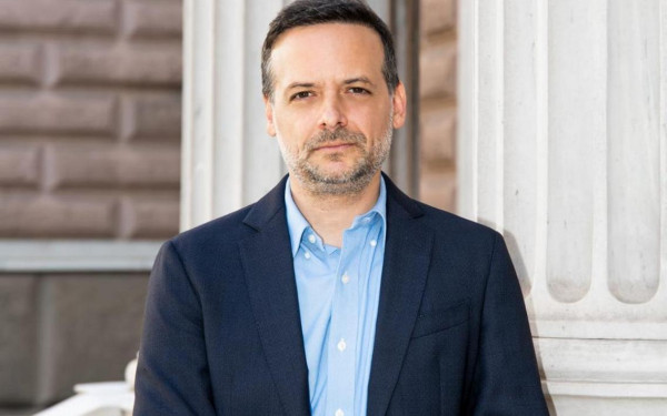 Πατάει... γκάζι η κόντρα Δούκα - Θεοδωρικάκου για τα πατίνια: «Ο υπουργός Ανάπτυξης ζει σε διαφορετική πραγματικότητα»