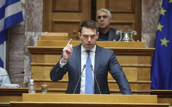 Στ. Κασσελάκης: «Άλλο ένα 'κάτσε λίγο στην άκρη μέχρι να ξεχαστεί και επιστρέφεις' από τον Κυριάκο Μητσοτάκη»