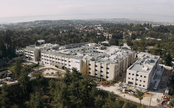 Κλινική «Άγιος Λουκάς»: Ολοκληρώθηκε επένδυση 14 εκατ. για το νέο Τμήμα Ακτινοθεραπείας 