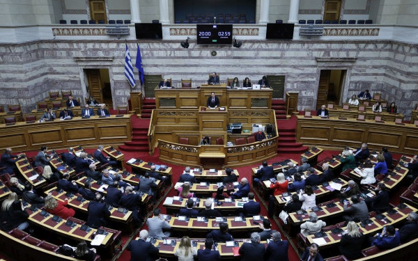 Live η συζήτηση στη Βουλή για τον προϋπολογισμό 2024