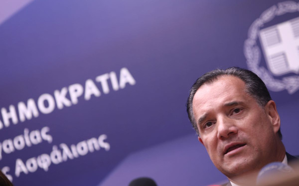 ΕΣΥ: Μάχη να καλυφθούν τα πολλαπλά κενά στα περιφερειακά νοσοκομεία - Τα γυρίζει ο Άδωνις για τους ιδιώτες γιατρούς