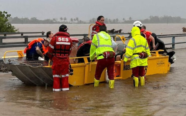 Φονικές καταιγίδες πλήττουν την Αυστραλία: Τουλάχιστον εννέα νεκροί, ανάμεσά τους και μια εννιάχρονη (βίντεο)