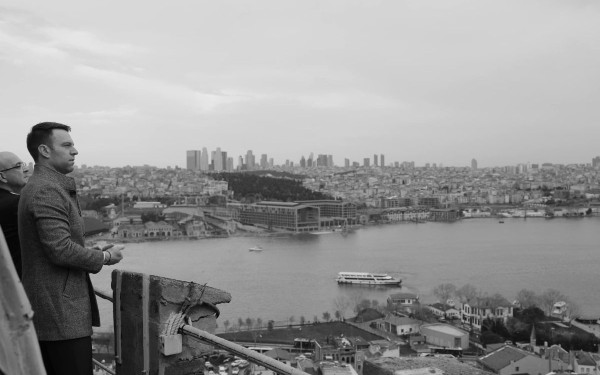 Στ. Κασσελάκης: Φεύγω γεμάτος από τις αγκαλιές και τη θέρμη Ελλήνων και Τούρκων της Κωνσταντινούπολης (βίντεο, φωτ.)