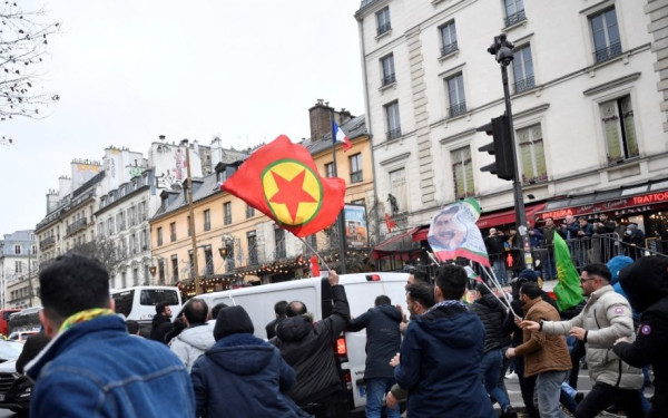Οι Γάλλοι θα διαδηλώσουν υπέρ των Κούρδων για να «αποτραπεί ο αφανισμός τους»