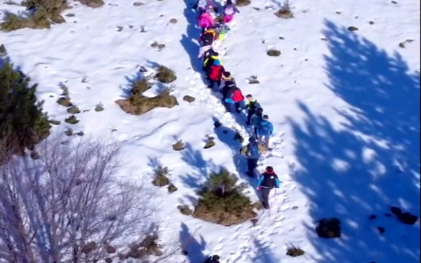 Βέρμιο: Μαθήματα ορεινής διαβίωσης για παιδιά (βίντεο)