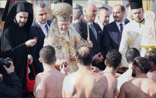 Γ. Κώτσηρας από Κωνσταντινούπολη: Η εορτή των Φώτων στέλνει μήνυμα ελπίδας και αισιοδοξίας σε όλο τον κόσμο