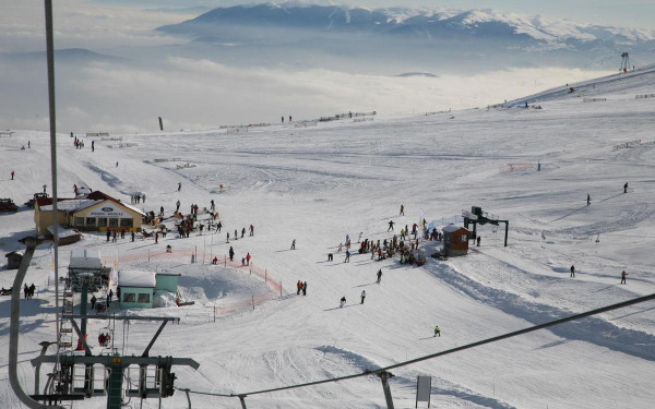 Ανοιχτό από σήμερα το Χιονοδρομικό Κέντρο Βόρα - Καϊμακτσαλάν