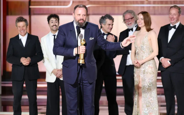 Χρυσές Σφαίρες 2024: Θρίαμβος για το «Poor Things» του Γ. Λάνθιμου - Σάρωσε το «Oppenheimer» (βίντεο)