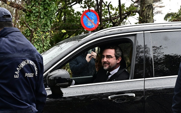 Τελέσθηκε το ετήσιο μνημόσυνο του τέως βασιλιά Κωνσταντίνου (βίντεο, φωτ.)