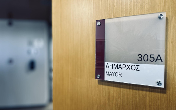 Το makthes.gr στο γραφείο του δημάρχου Θεσσαλονίκης - Οι αλλαγές που έκανε ο Στέλιος Αγγελούδης (φωτ.)