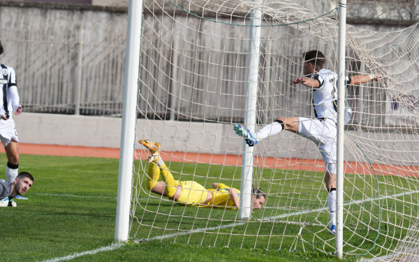 Super League 2: Βαθμό ο ΠΑΟΚ Β' στη Μυτιλήνη, μπλόκο του Μακεδονικού στην ΑΕΛ (βίντεο)