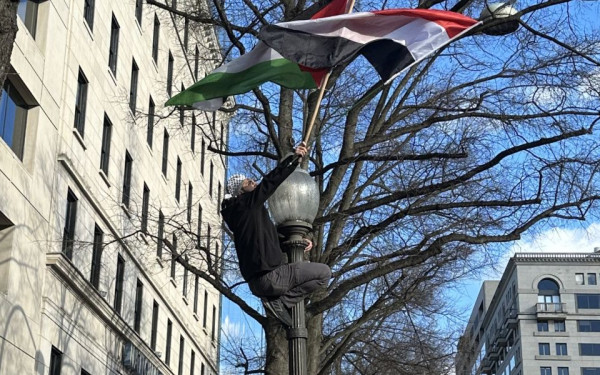 Διαδηλώσεις σε Ουάσινγκτον και Λονδίνο για άμεση κατάπαυση του πυρός στη Γάζα (βίντεο)