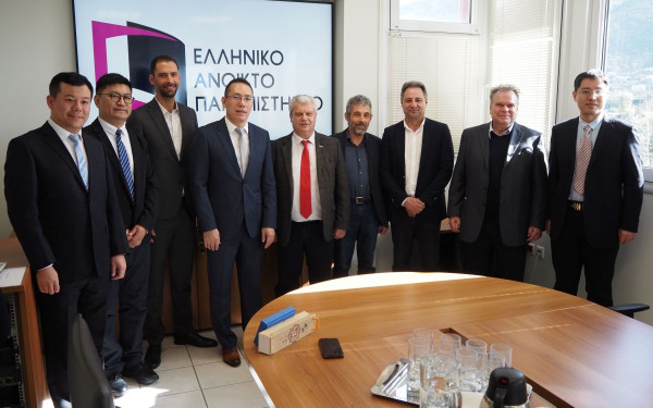 Τις βάσεις για κοινά προγράμματα σπουδών βάζουν ΕΑΠ και Ανοικτό Πανεπιστήμιο Κίνας (φωτ.)