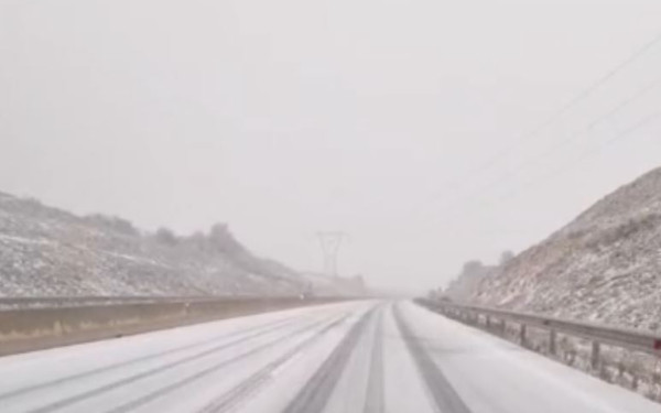 Καιρός: Βροχές, χιόνια και επικίνδυνα καιρικά φαινόμενα το Σαββατοκύριακο