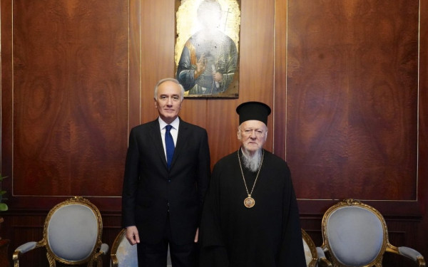  Οικουμενικό Πατριαρχείο: Τον Βαρθολομαίο επισκέφθηκε ο νέος πολιτικός διοικητής του Αγίου Όρους