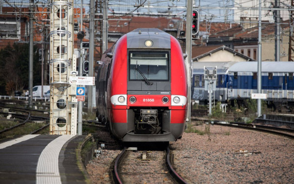 ΟΣΕ για τα παραλίγο νέα Τέμπη στις Αχαρνές: «Λειτούργησε η τηλεδιοίκηση»