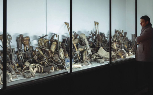 Ο Στ. Κασσελάκης επισκέφτηκε το Άουσβιτς- Το μήνυμά του για τη Διεθνή Ημέρα Μνήμης για τα Θύματα του Ολοκαυτώματος