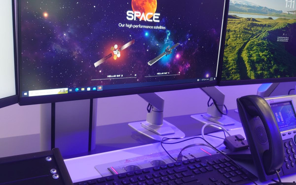 Ο δορυφόρος Hellas Sat 5 θα είναι ο πρώτος στον κόσμο επιχειρησιακός με οπτικές τηλεπικοινωνίες laser μεγάλων ταχυτήτων (φωτ.)